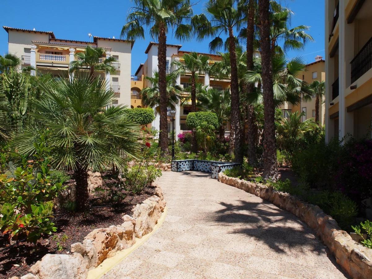 Sunny Apartment Aldea Del Mar Near The Sea Torrevieja Ngoại thất bức ảnh
